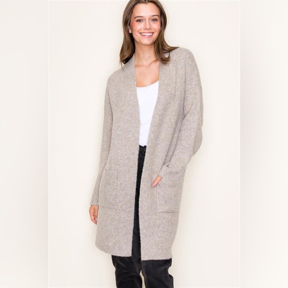 756. LAST 1🛑AT COST! Tan Soft Cardigan Sweater cardigan duster pocket sweater - Picture 2 of 3